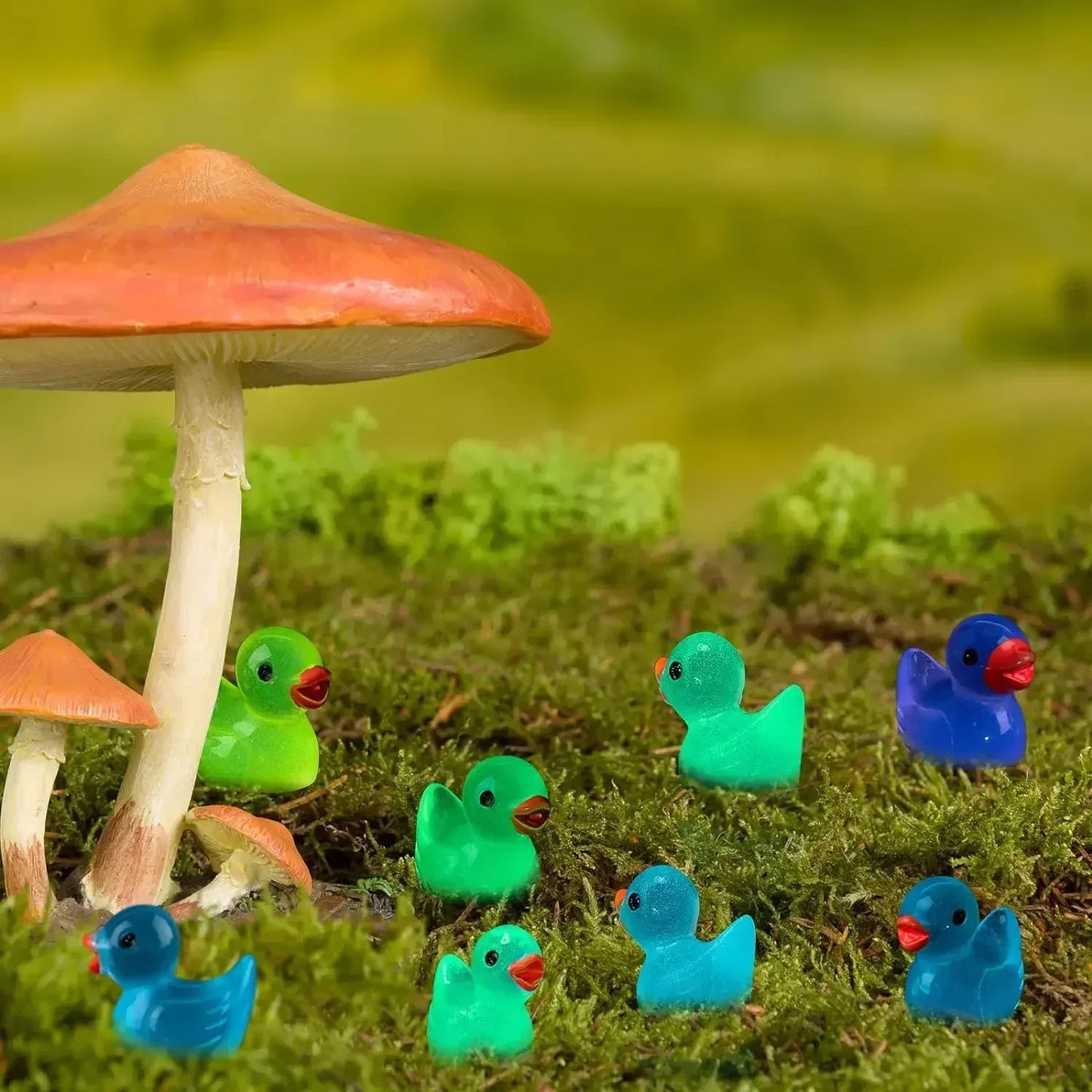 500-50pcs Luminous Mini Ducks Moss Microlandscape Miniature Duck Figurines Fairy Garden Access Home Decor Glow in The Dark