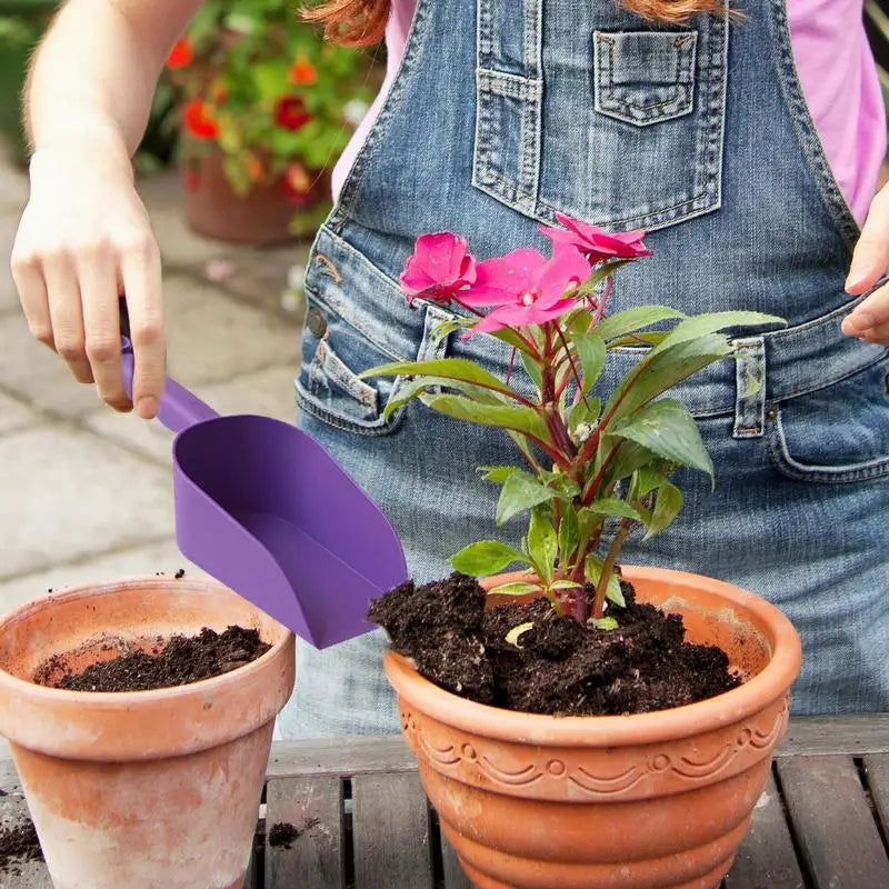 Garden Scoop Multi-Function Pp Plastic Soil Shovel Spoons Handy Garden Scoop For Soil Compost Planting Re-Potting Digging Tools